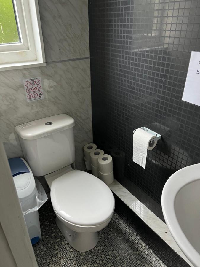 Saucy Mary'S Hostel カイリーキン エクステリア 写真