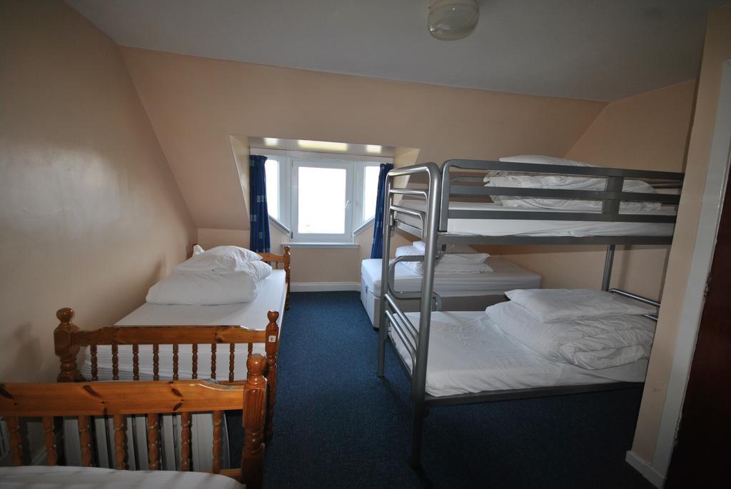 Saucy Mary'S Hostel カイリーキン 部屋 写真