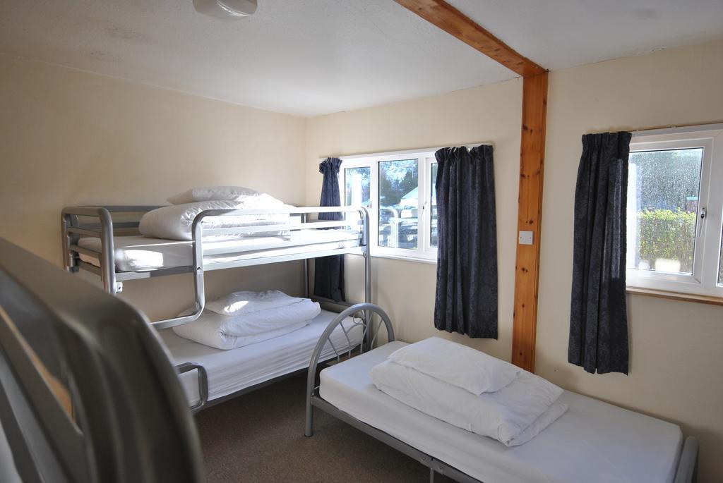 Saucy Mary'S Hostel カイリーキン 部屋 写真